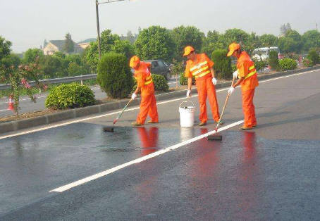 北京 彩色路面喷漆维修改色的使用寿命有多长？